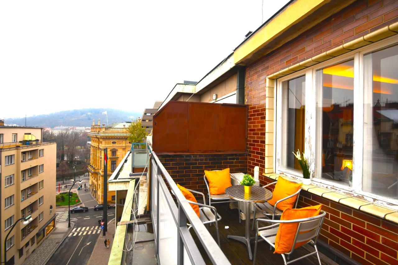 Waterfront River Side Roof Top Apartment - Terrace With City View 프라하 외부 사진