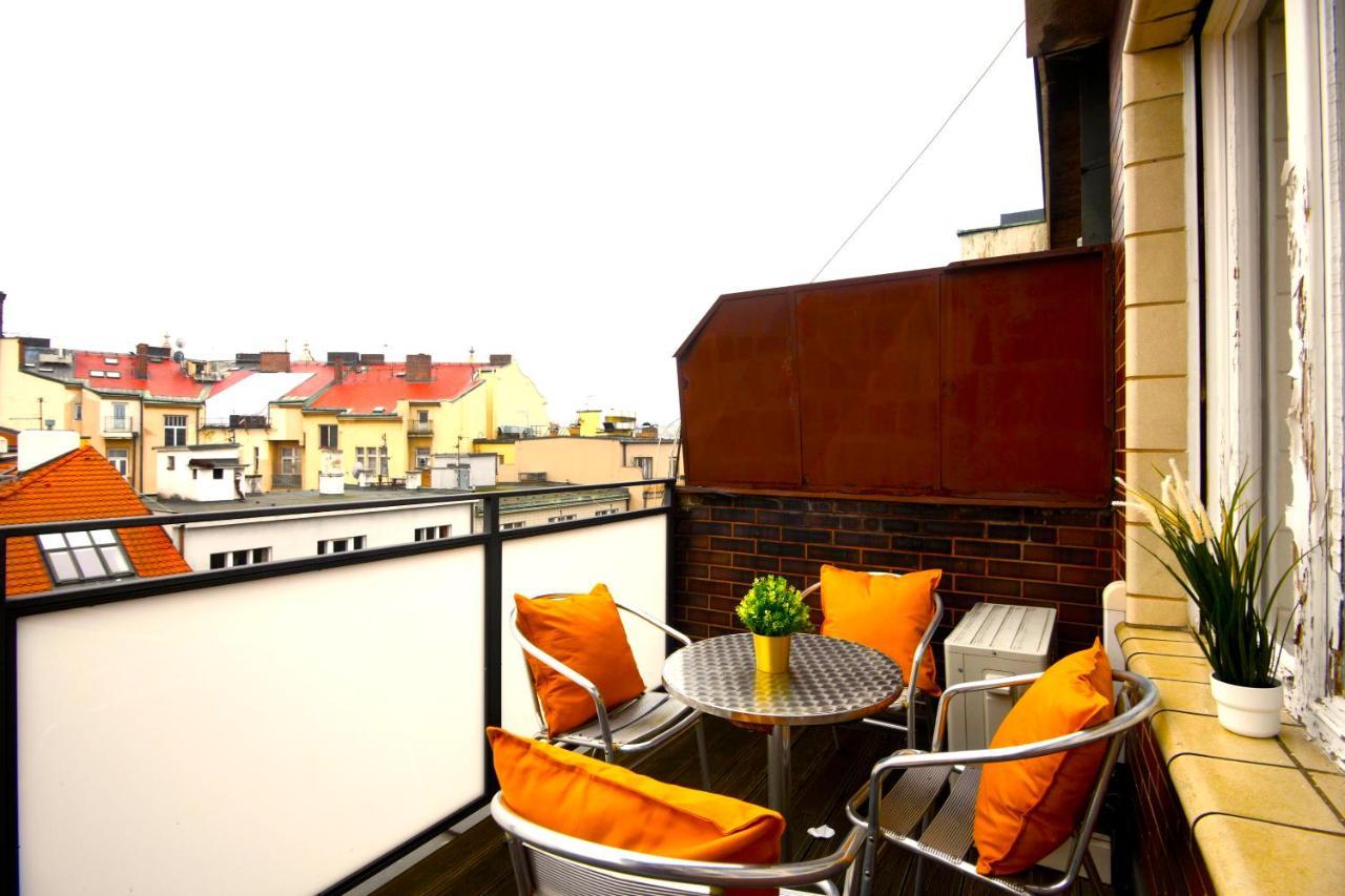 Waterfront River Side Roof Top Apartment - Terrace With City View 프라하 외부 사진